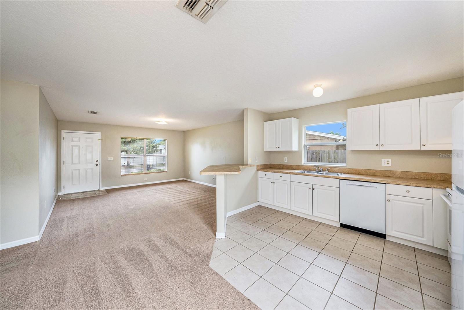 Image 7 of 15 For 5850 13th Avenue