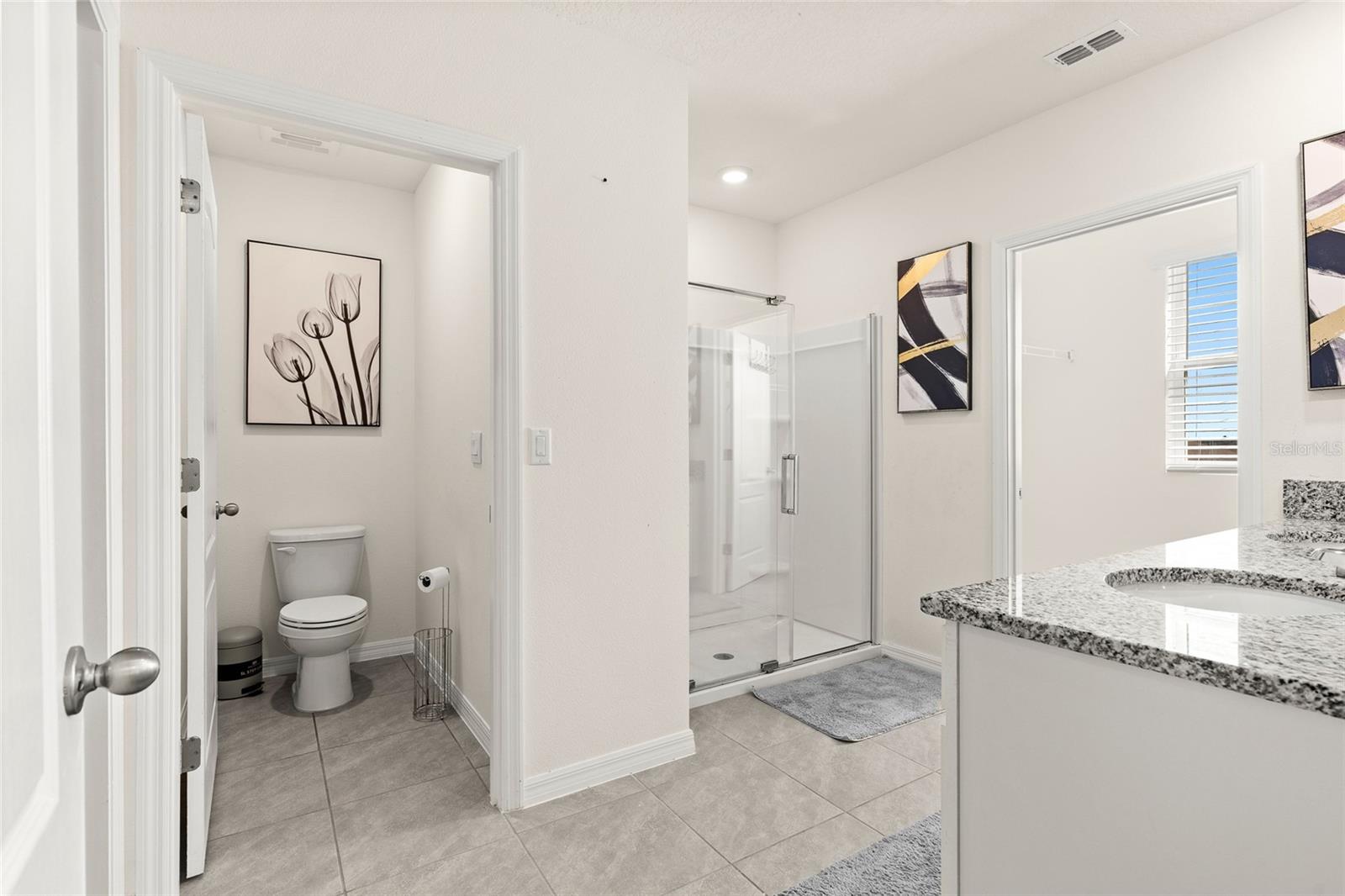 Image 22 of 48 For 747 Lazio Circle