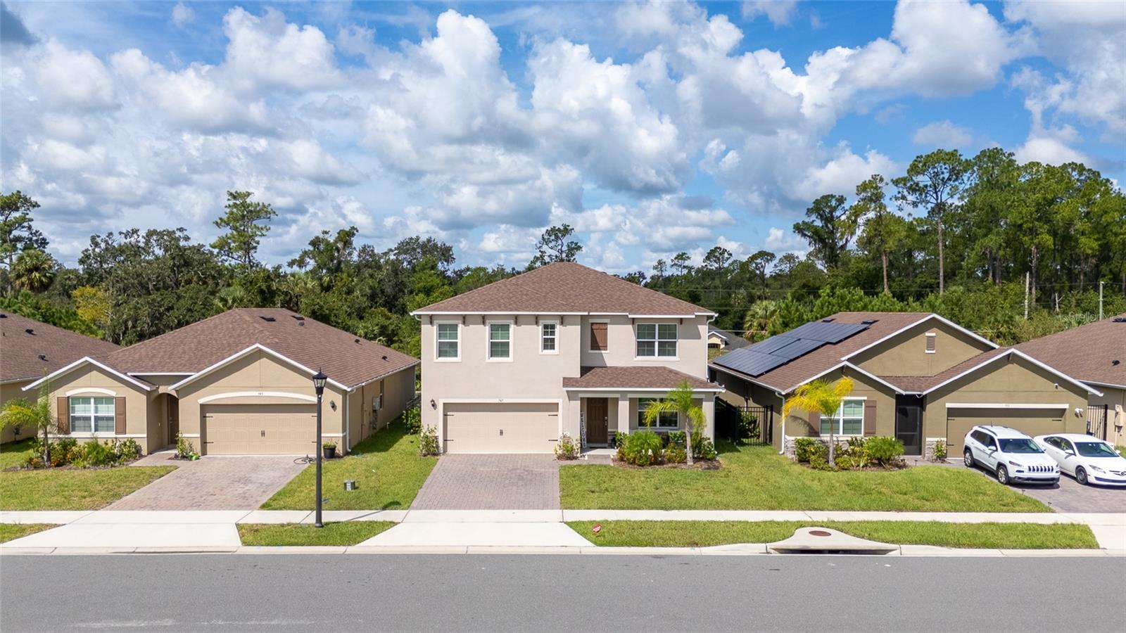 Image 36 of 48 For 747 Lazio Circle