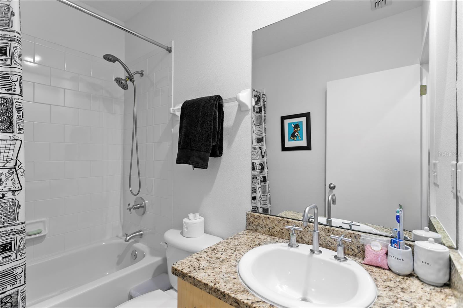 Image 11 of 34 For 325 5th Avenue S 6