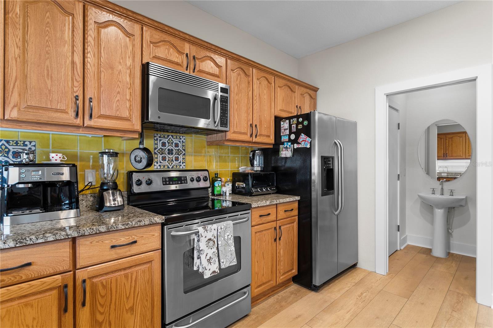 Image 16 of 34 For 325 5th Avenue S 6