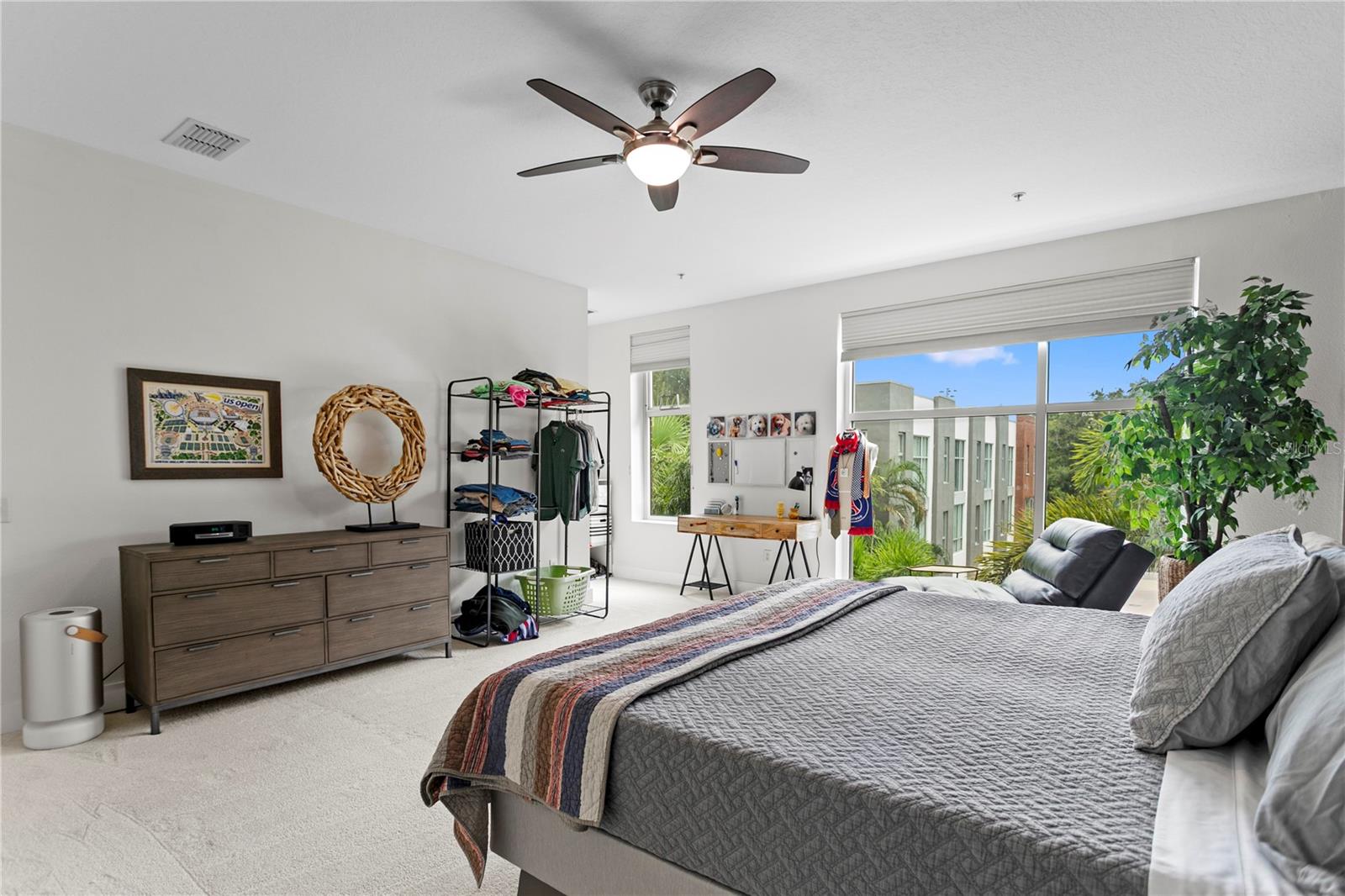 Image 23 of 34 For 325 5th Avenue S 6