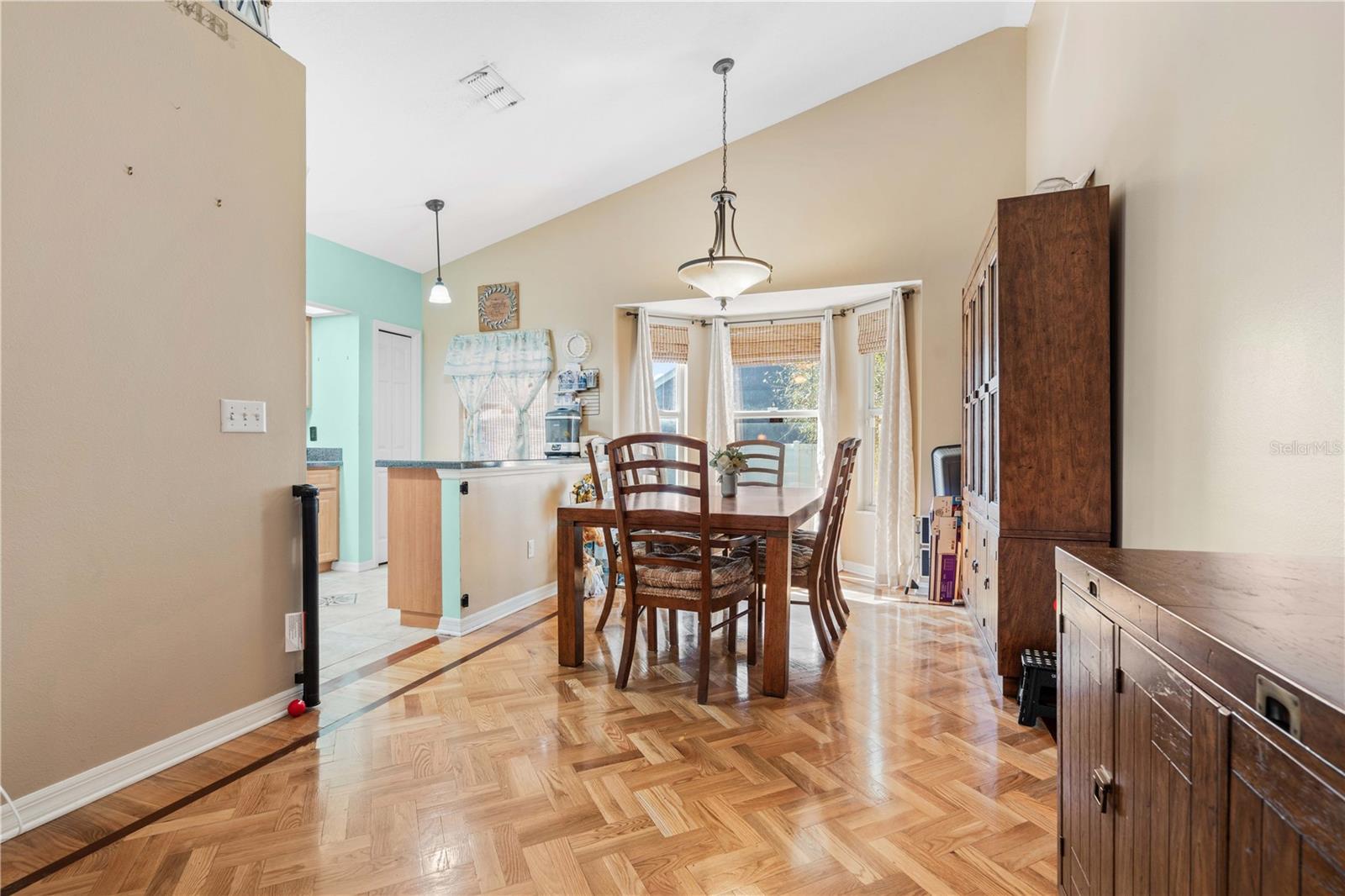 Image 12 of 23 For 13215 Parkhurst Court