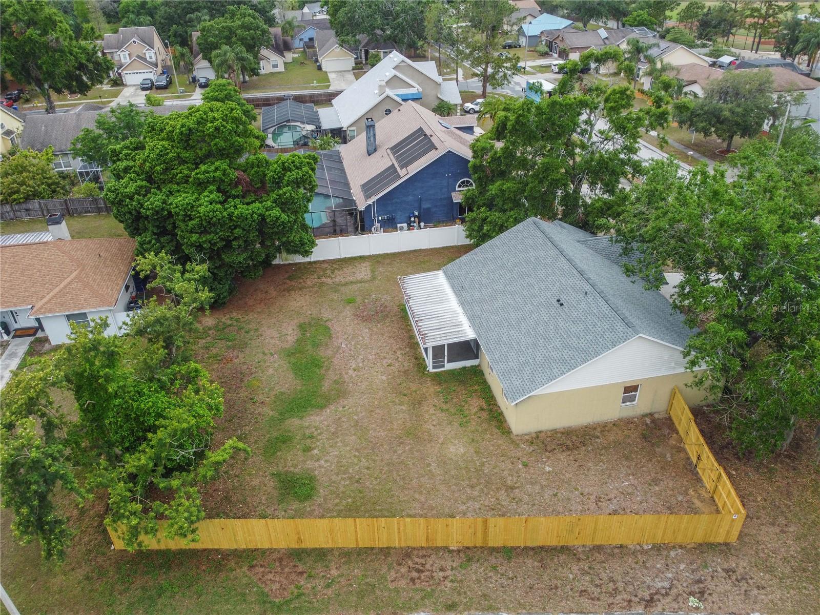 Image 16 of 23 For 13215 Parkhurst Court