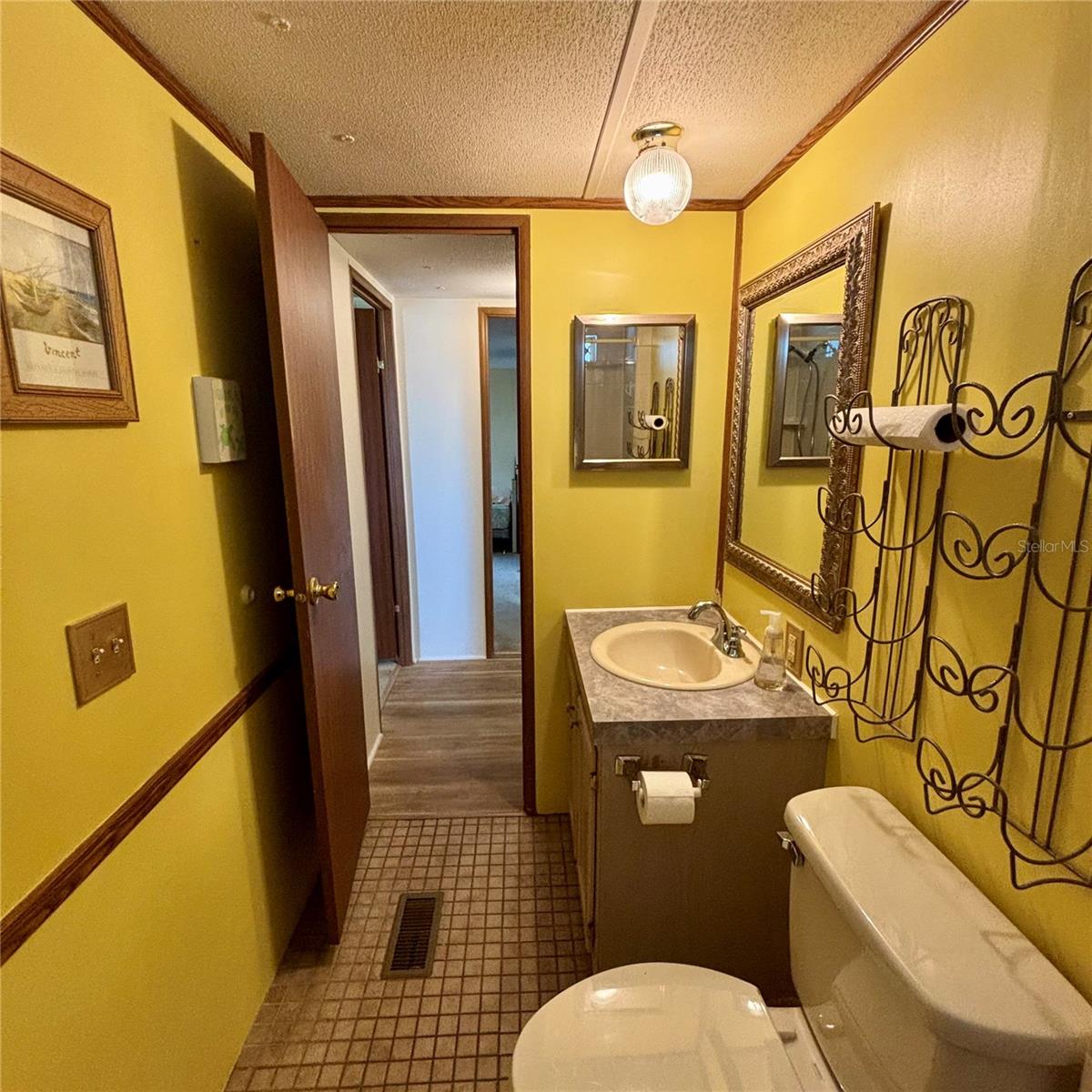 Image 29 of 35 For 11300 124th Avenue 63