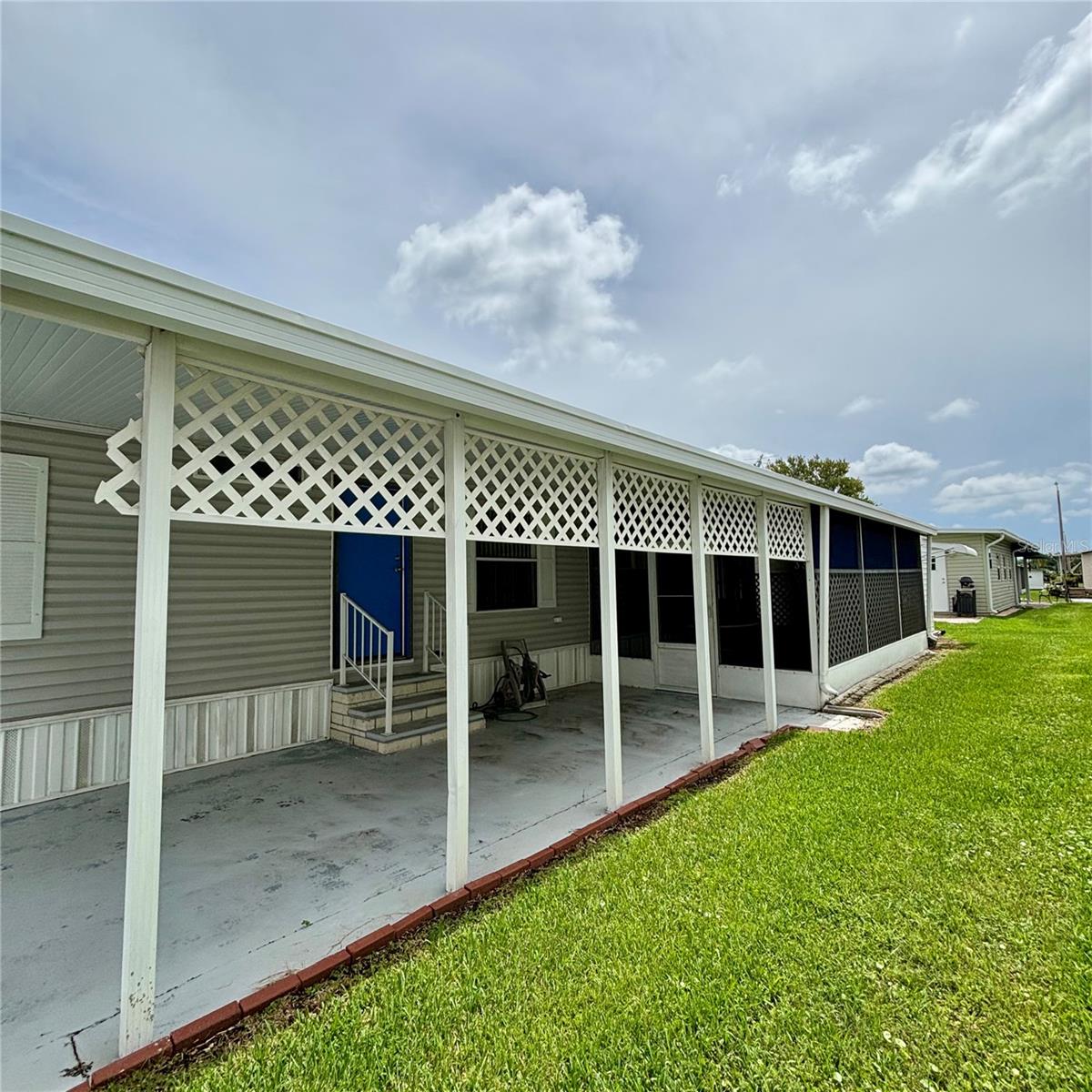 Image 4 of 35 For 11300 124th Avenue 63