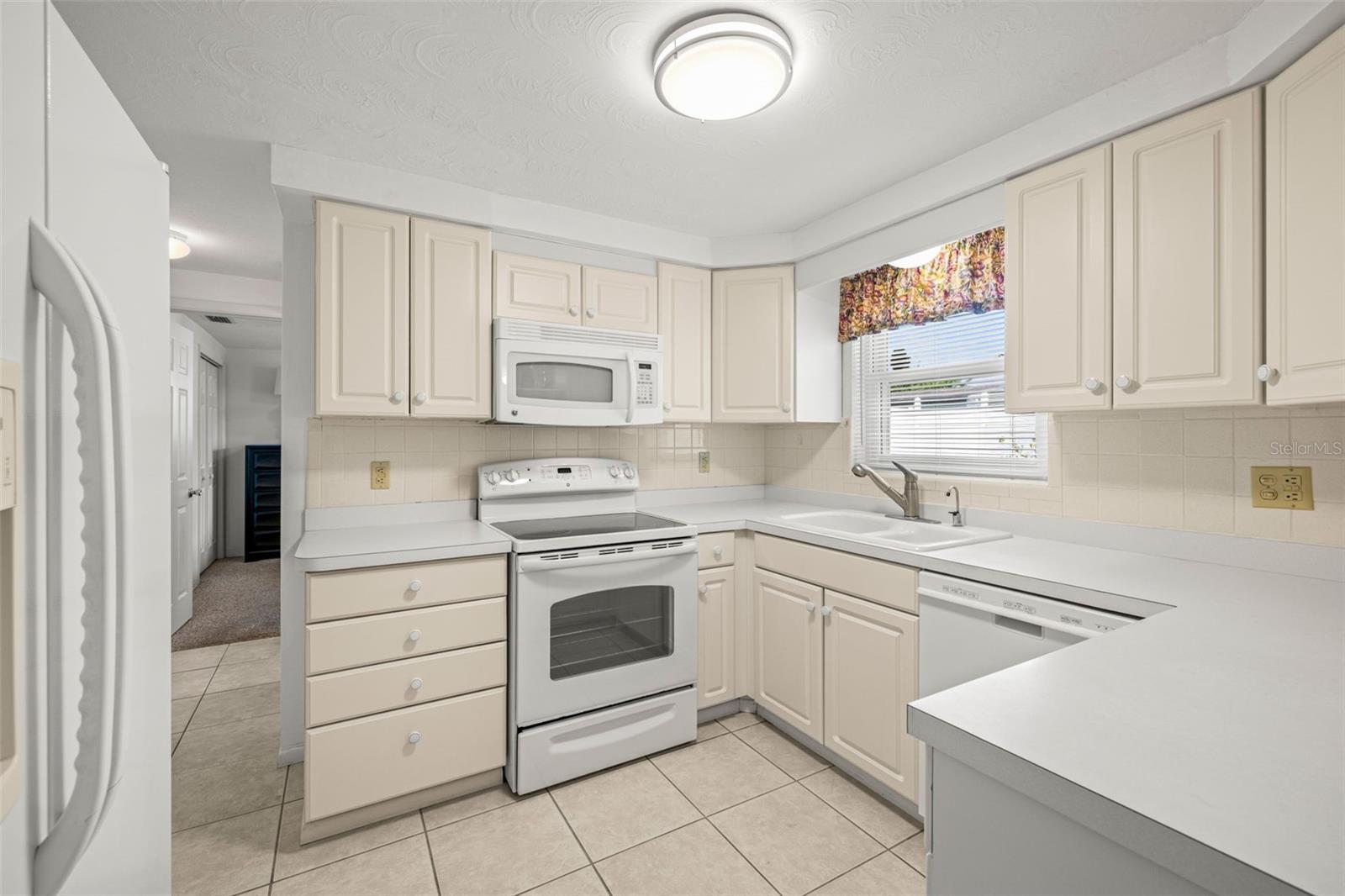 Image 10 of 30 For 5021 Phoenix Avenue