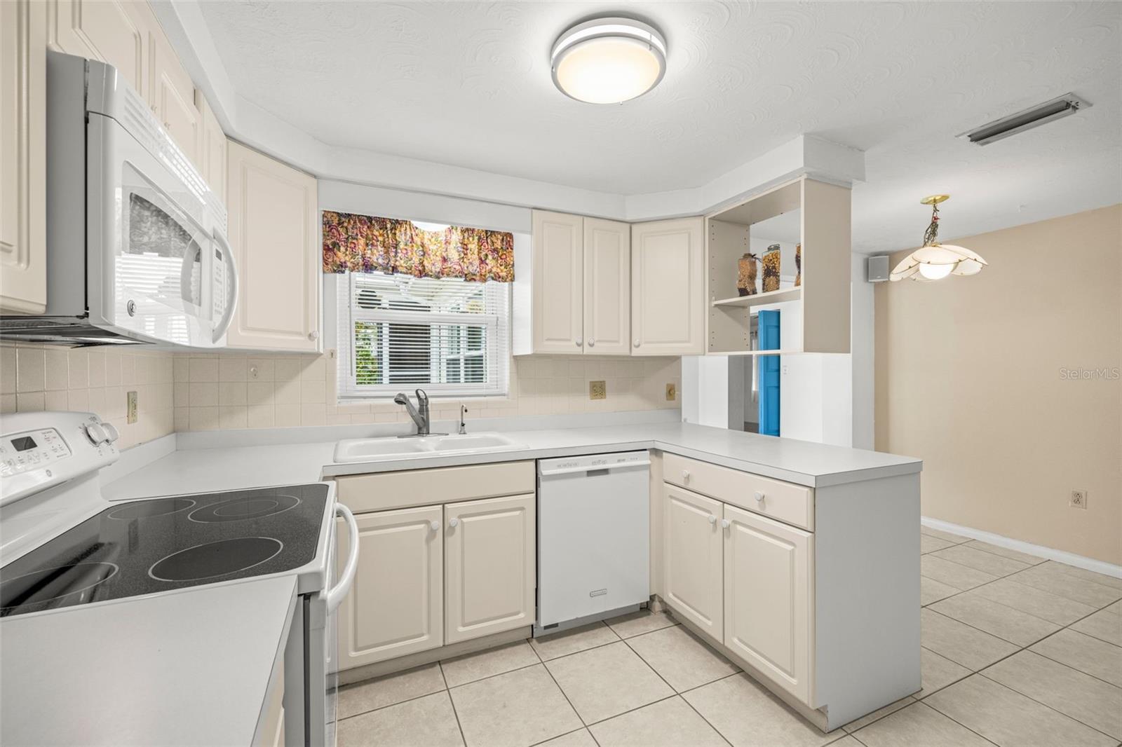 Image 11 of 30 For 5021 Phoenix Avenue
