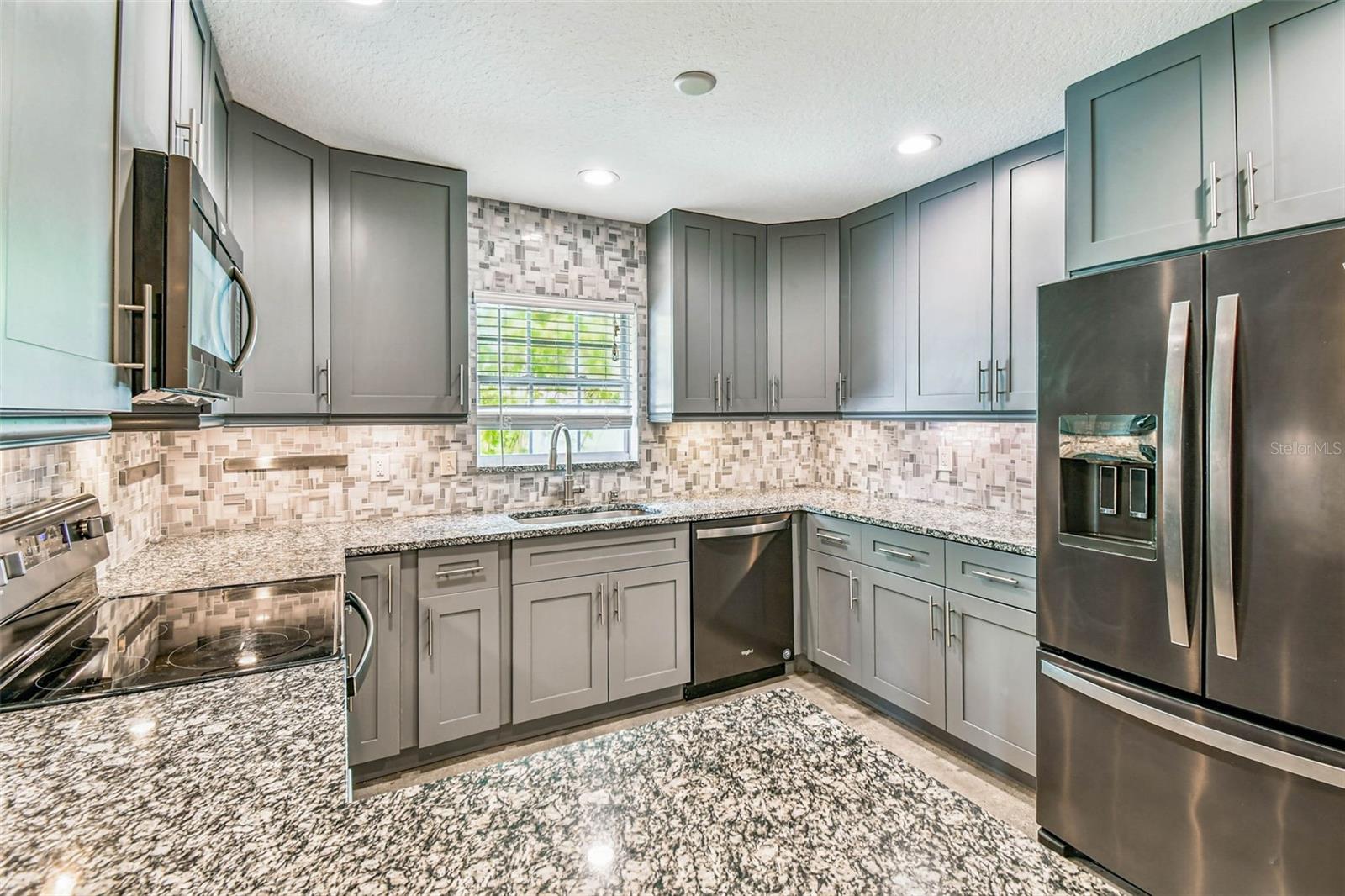 Image 30 of 54 For 1101 81st Avenue N