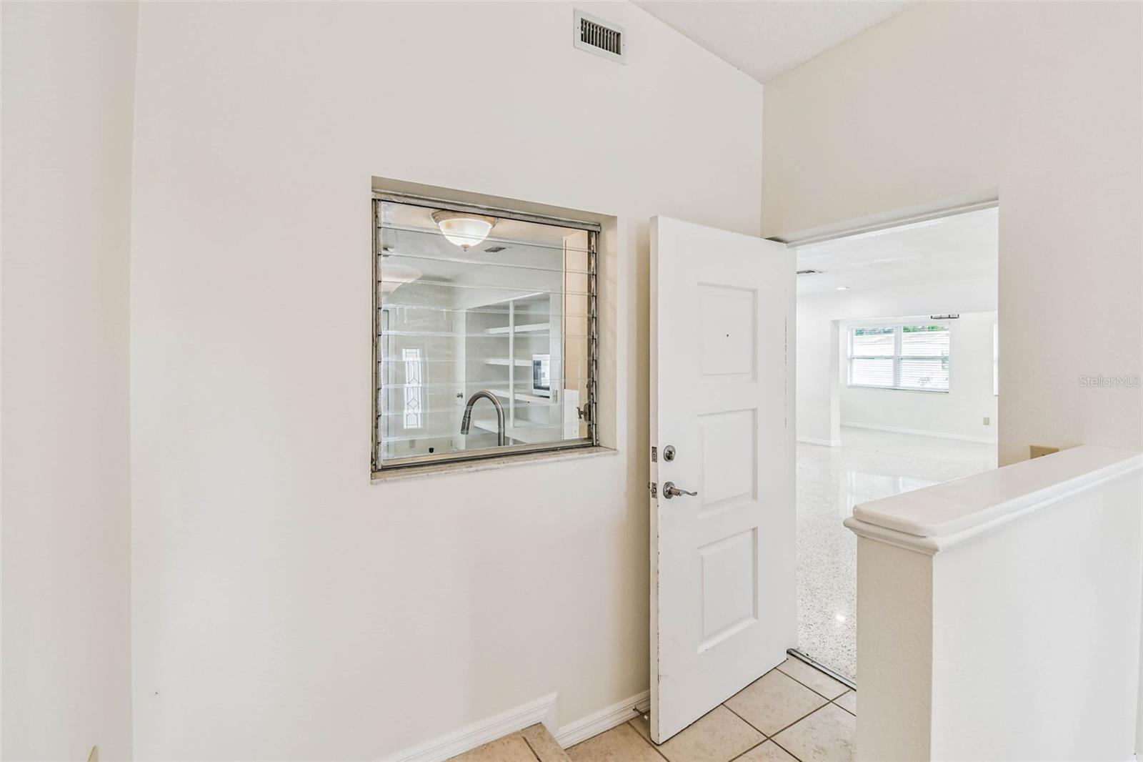 Image 4 of 54 For 1101 81st Avenue N