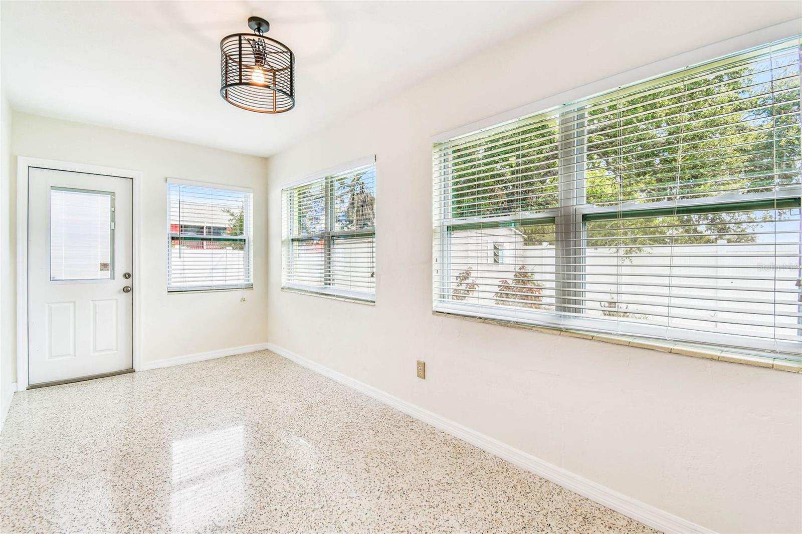Image 7 of 54 For 1101 81st Avenue N