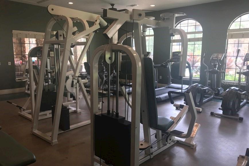 Image 28 of 28 For 914 Charo Parkway 112