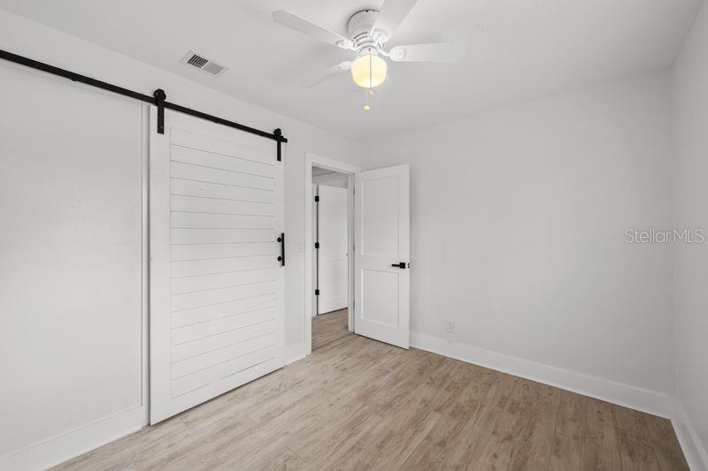 Image 20 of 38 For 8405 Stillbrook Avenue