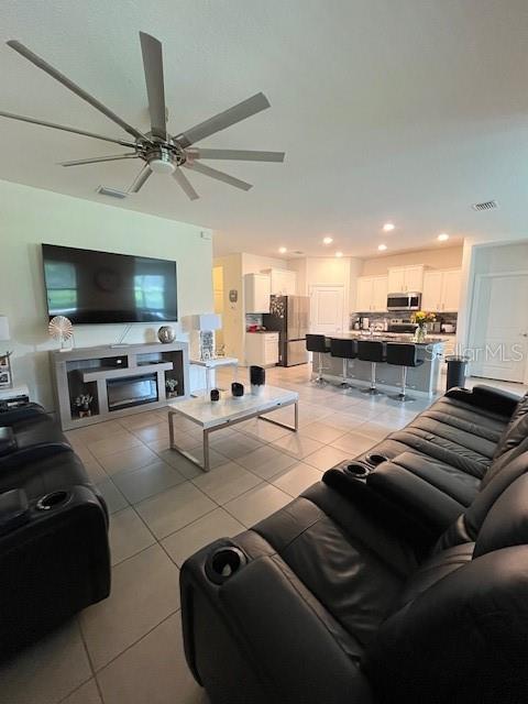 Image 3 of 27 For 17765 Garsalaso Circle