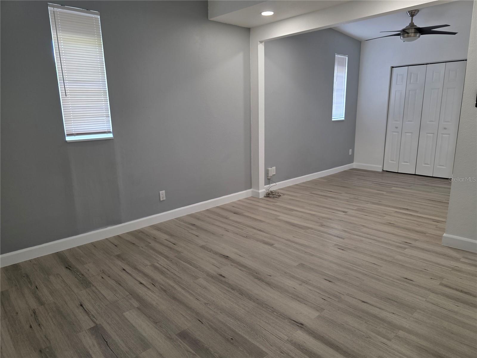 Image 15 of 29 For 1103 Teakwood Avenue