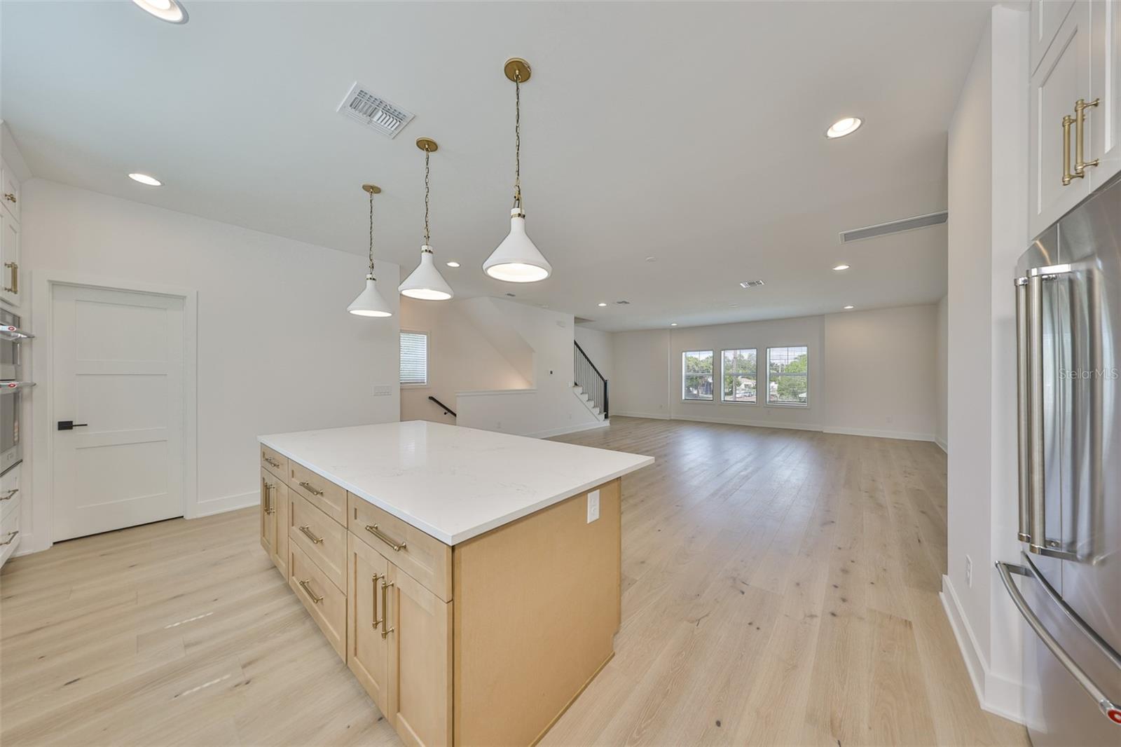 Image 13 of 42 For 1206 Lemon Street 1