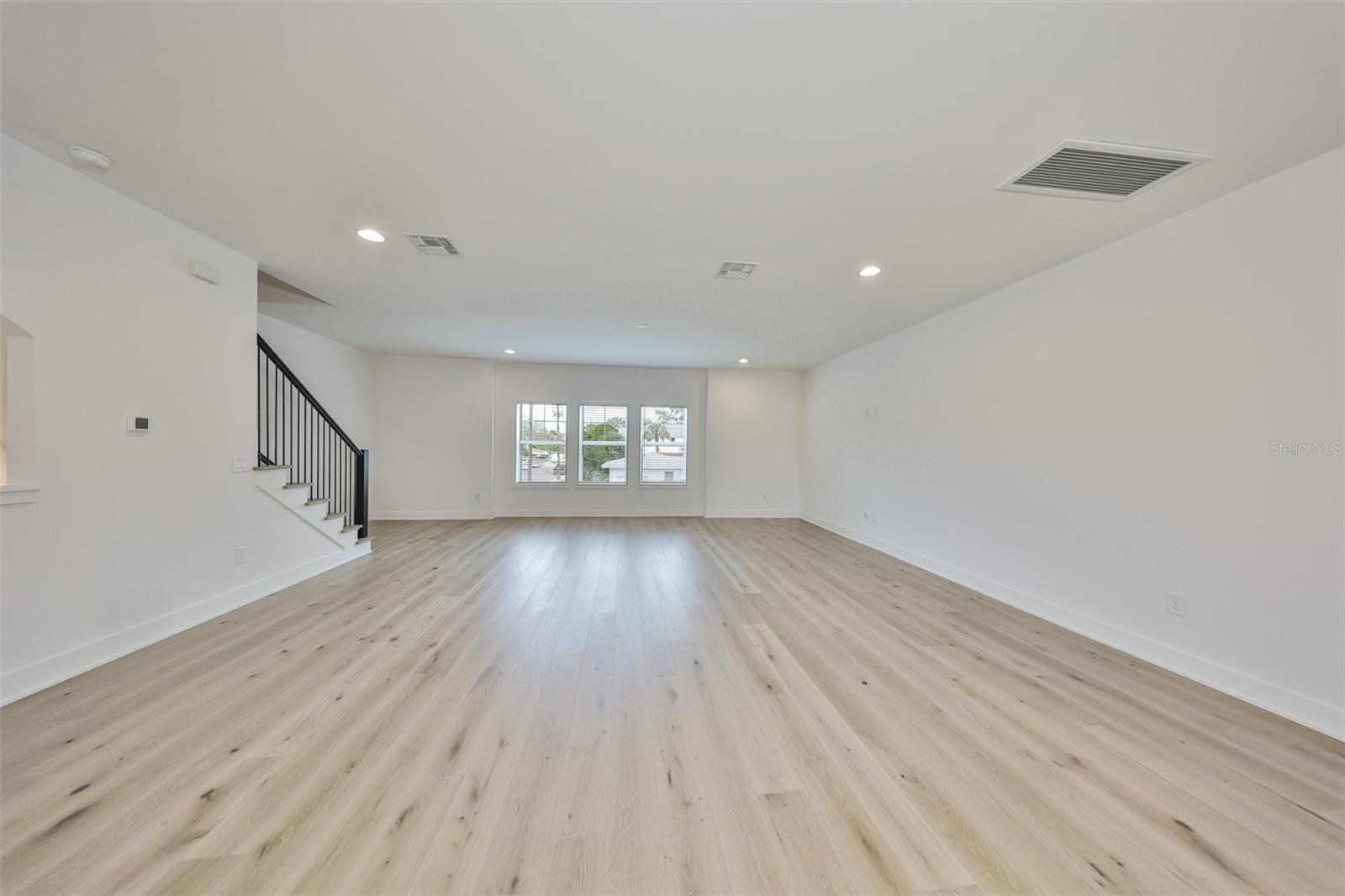 Image 15 of 42 For 1206 Lemon Street 1