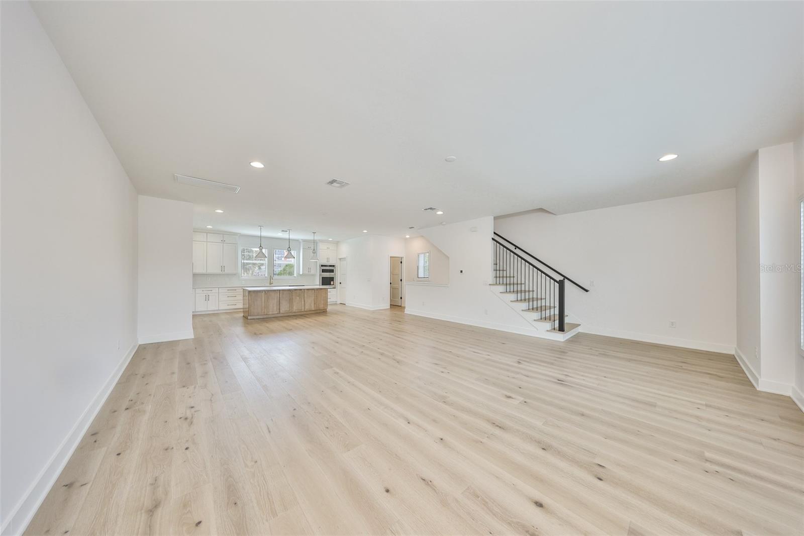 Image 16 of 42 For 1206 Lemon Street 1