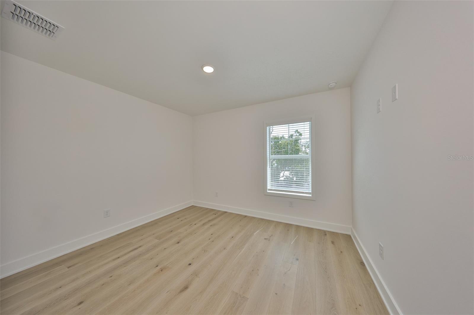Image 18 of 42 For 1206 Lemon Street 1