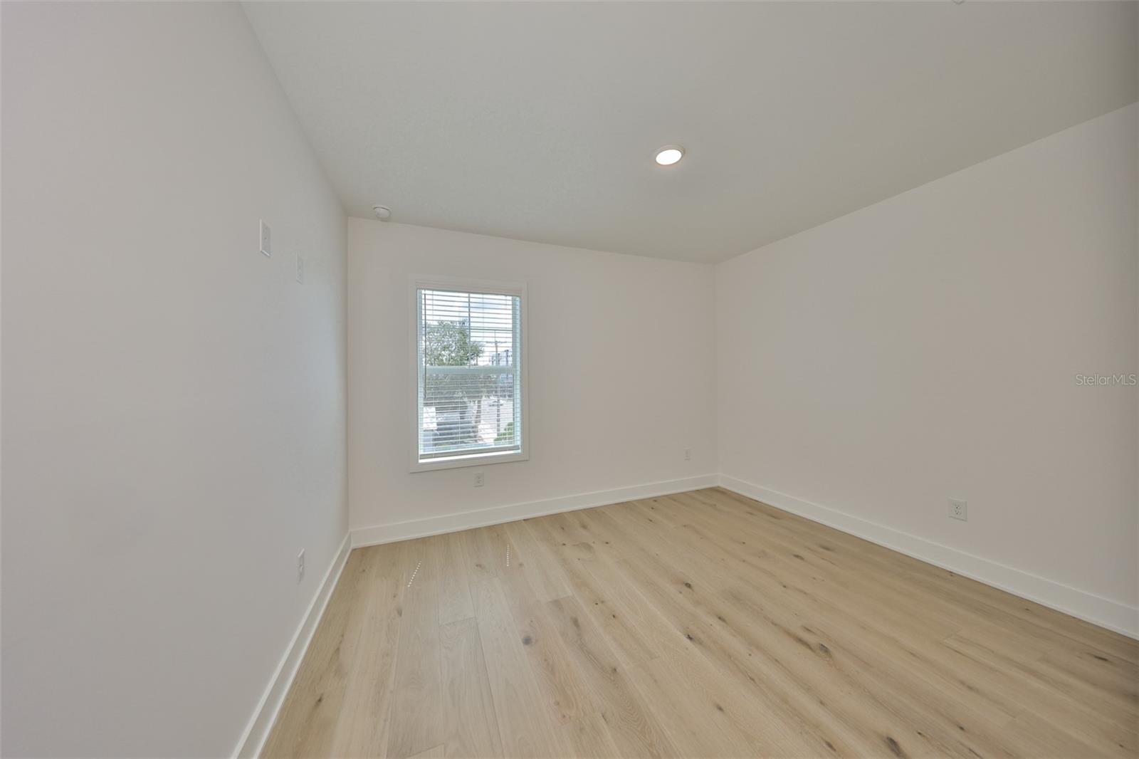 Image 22 of 42 For 1206 Lemon Street 1