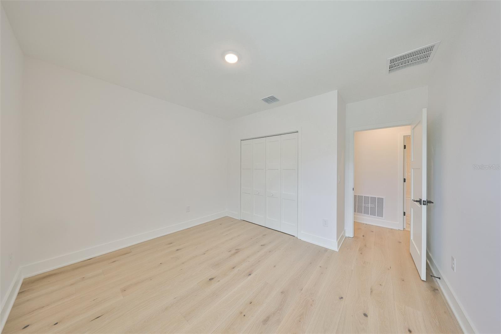 Image 23 of 42 For 1206 Lemon Street 1