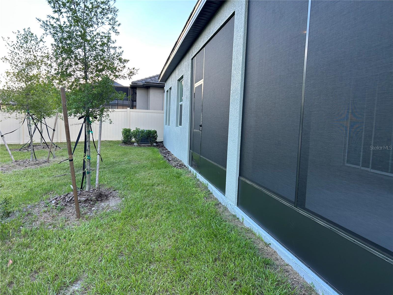 Image 37 of 39 For 10864 Banyan Breeze Boulevard Ne