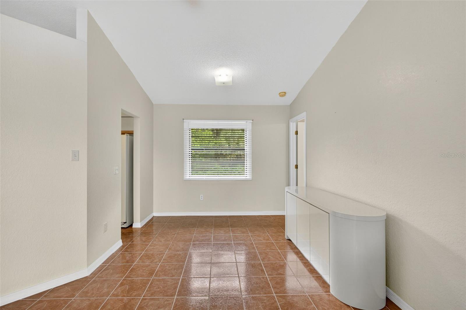 Image 29 of 40 For 1041 Strasburg Drive