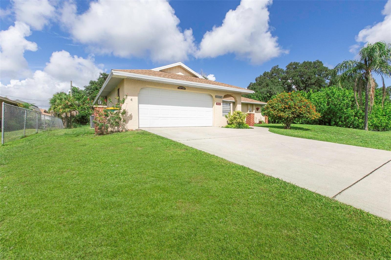 Image 4 of 40 For 1041 Strasburg Drive