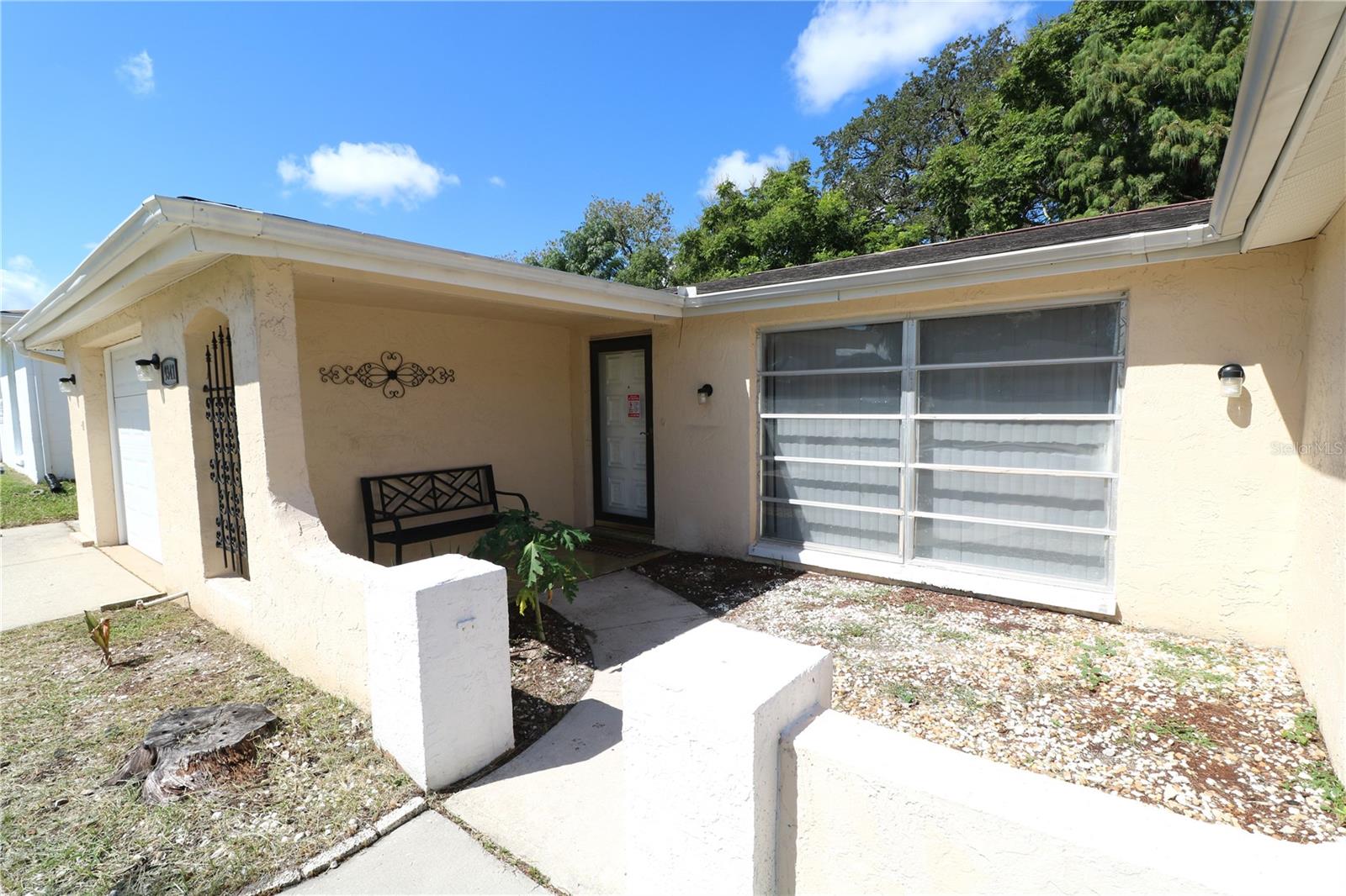 Listing photo id 0 for 9341 Mark Twain Lane