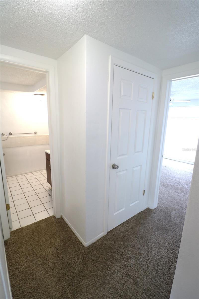 Listing photo id 20 for 9341 Mark Twain Lane