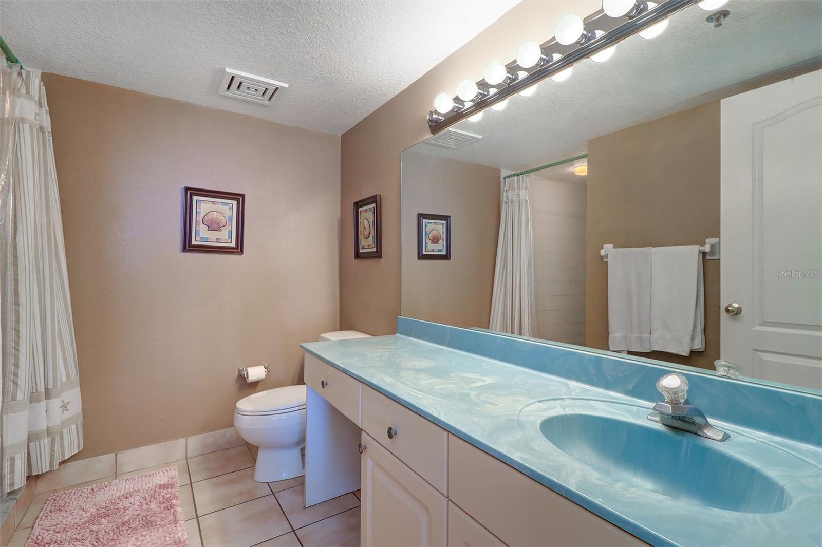 Image 22 of 38 For 24 Gulf Boulevard 3b