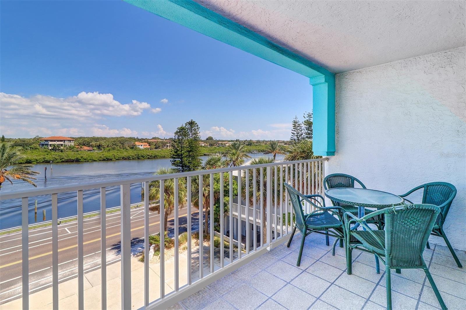 Image 25 of 38 For 24 Gulf Boulevard 3b