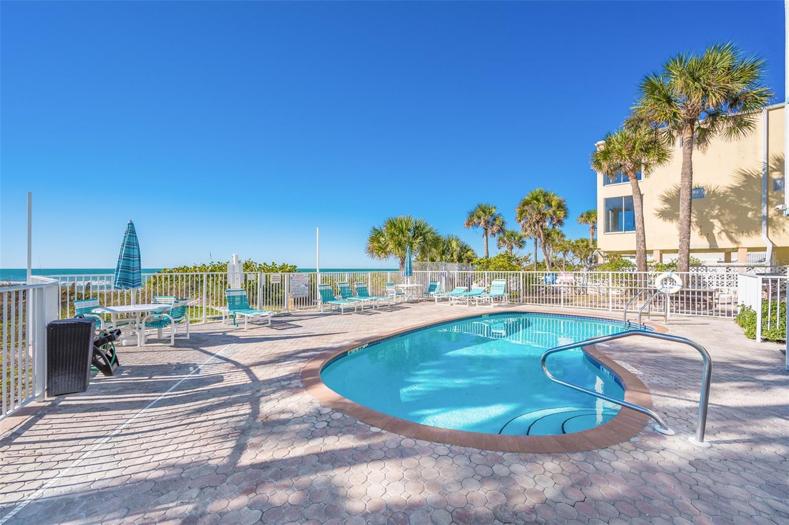 Image 32 of 38 For 24 Gulf Boulevard 3b