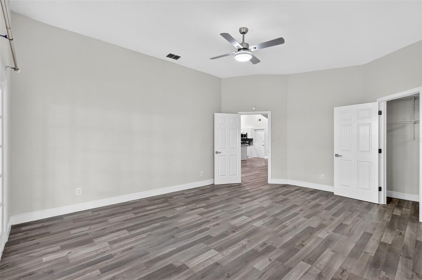 Image 31 of 55 For 11320 Partridge Drive