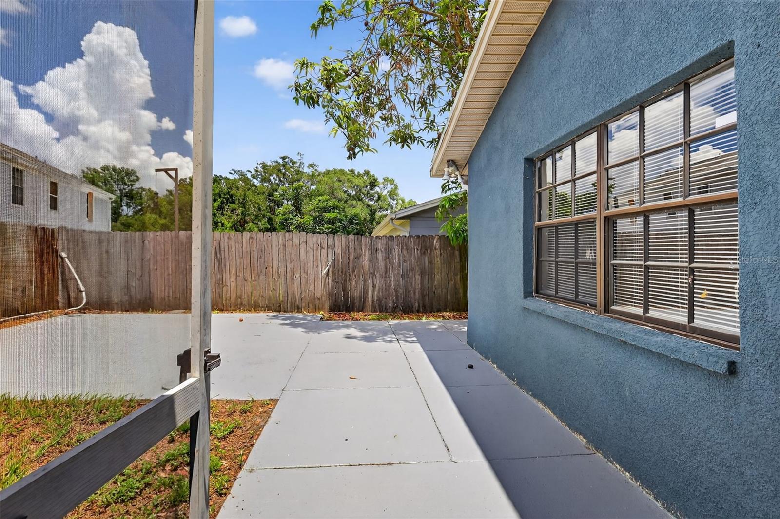 Image 42 of 55 For 11320 Partridge Drive