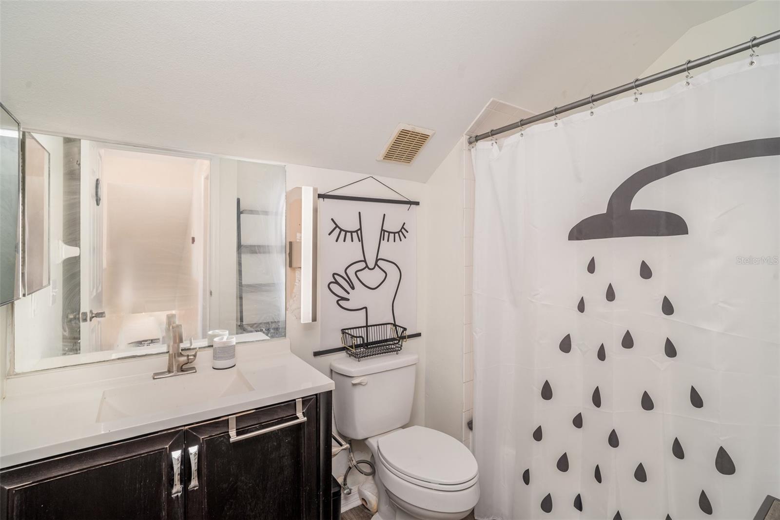 Image 27 of 36 For 5865 Meadowpark Place