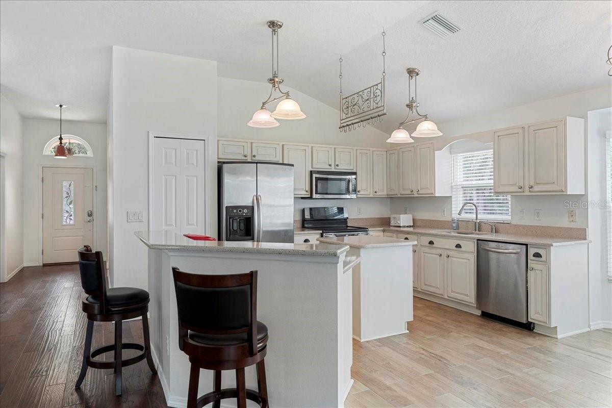 Image 8 of 62 For 317 Tavernier Drive