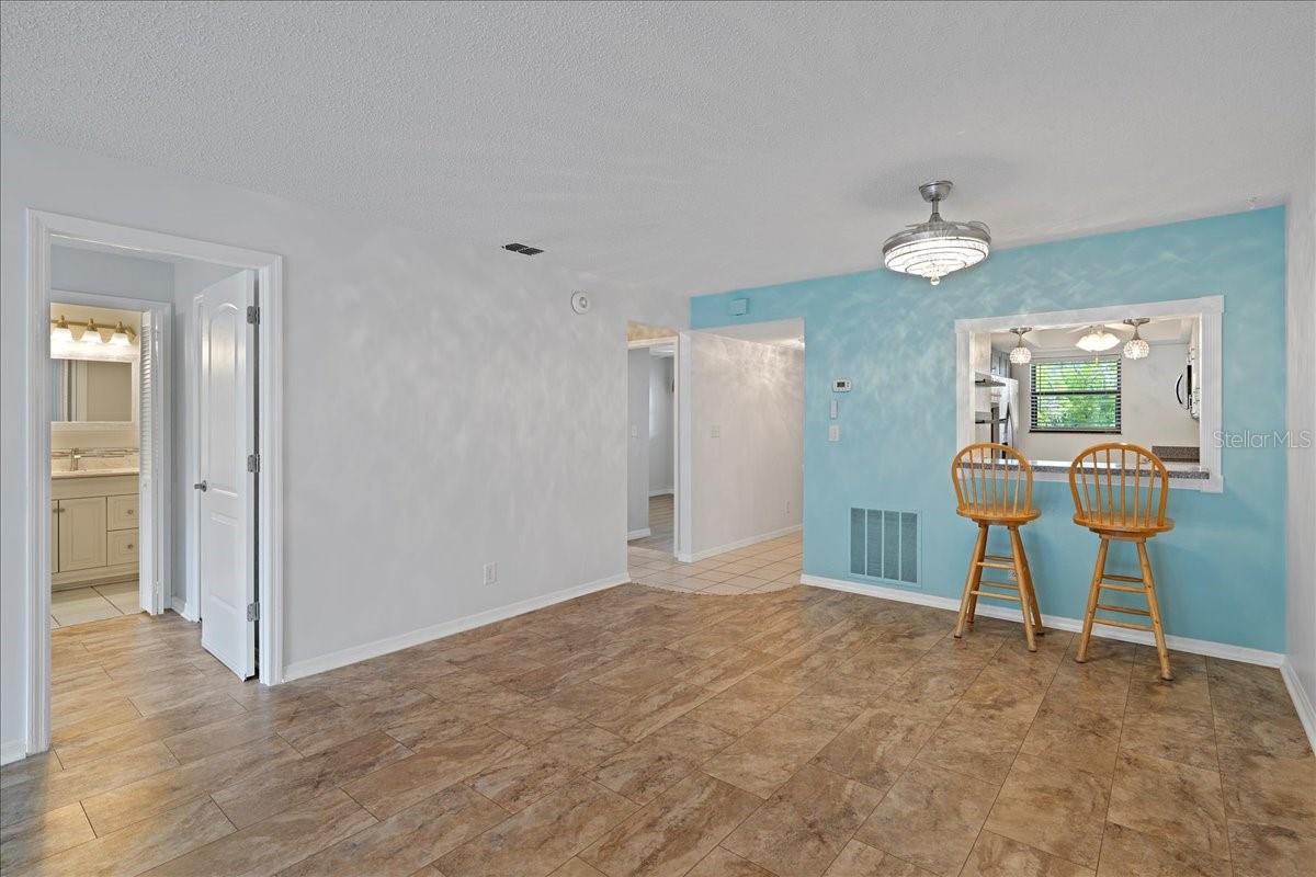 Image 10 of 48 For 1749 Highland Avenue C9