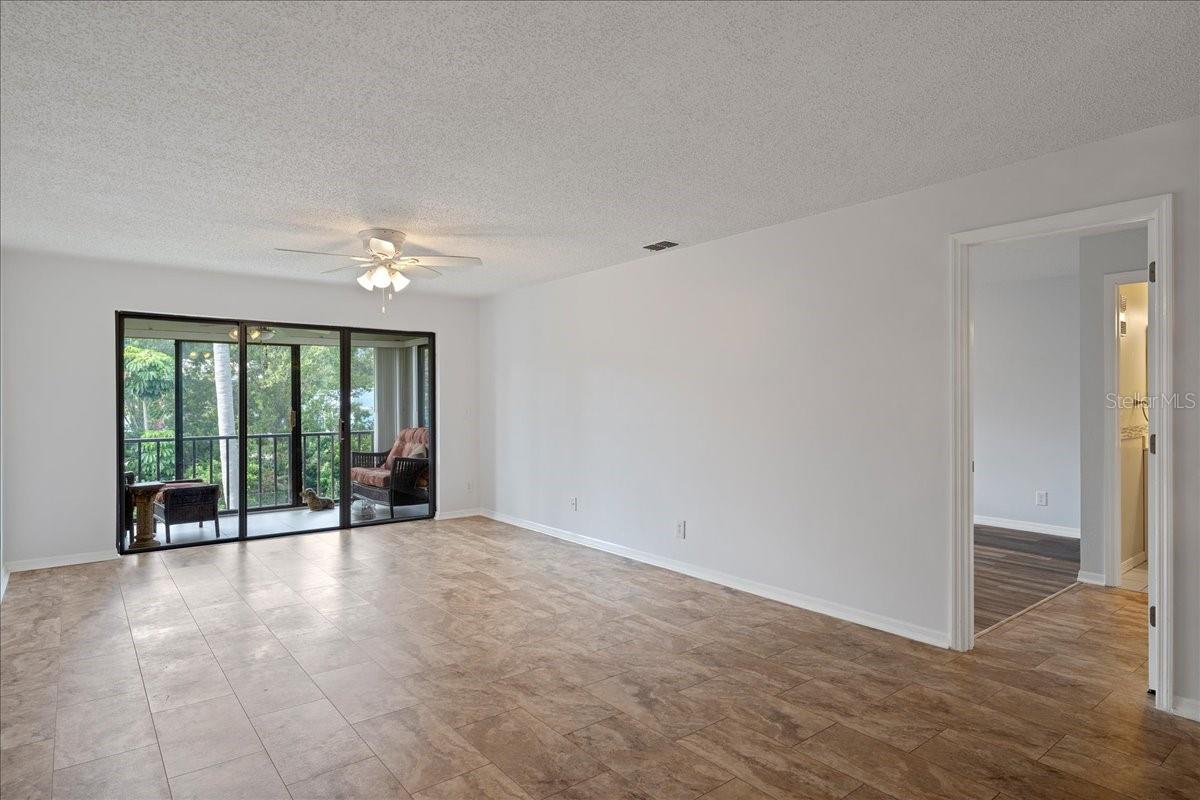 Image 13 of 48 For 1749 Highland Avenue C9