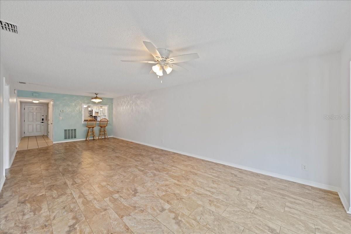 Image 15 of 48 For 1749 Highland Avenue C9