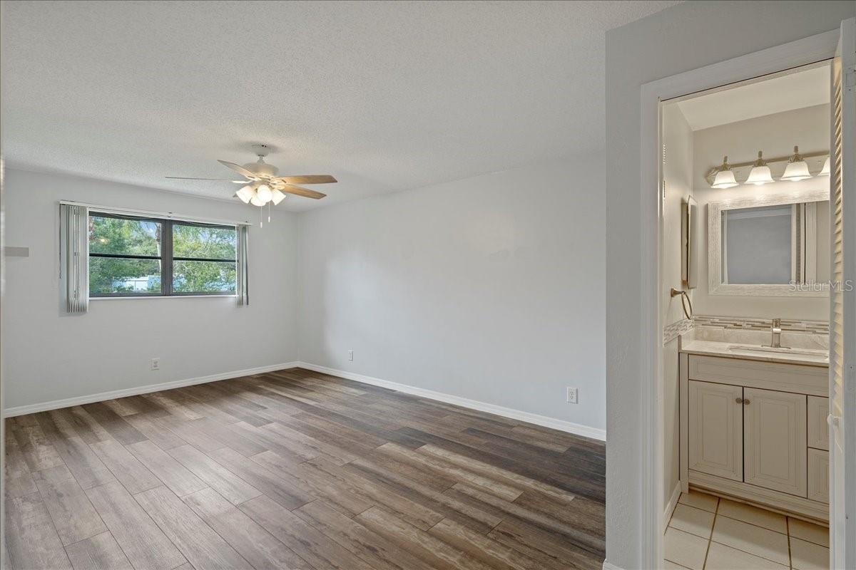 Image 17 of 48 For 1749 Highland Avenue C9