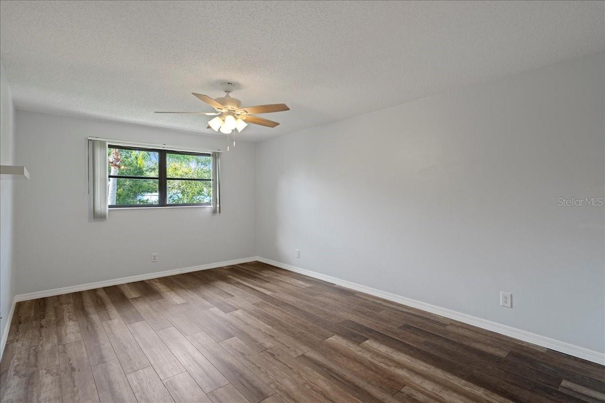 Image 18 of 48 For 1749 Highland Avenue C9