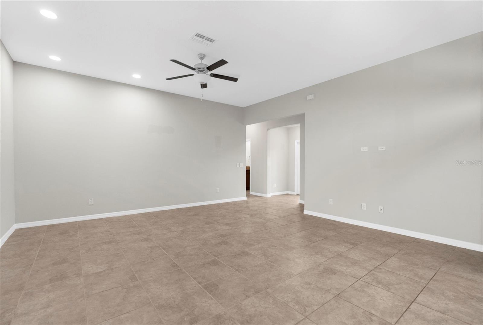 Image 13 of 33 For 13243 Crest Lake Drive