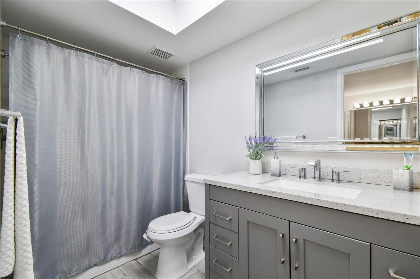 Listing photo id 34 for 9613 Midiron Court 39a
