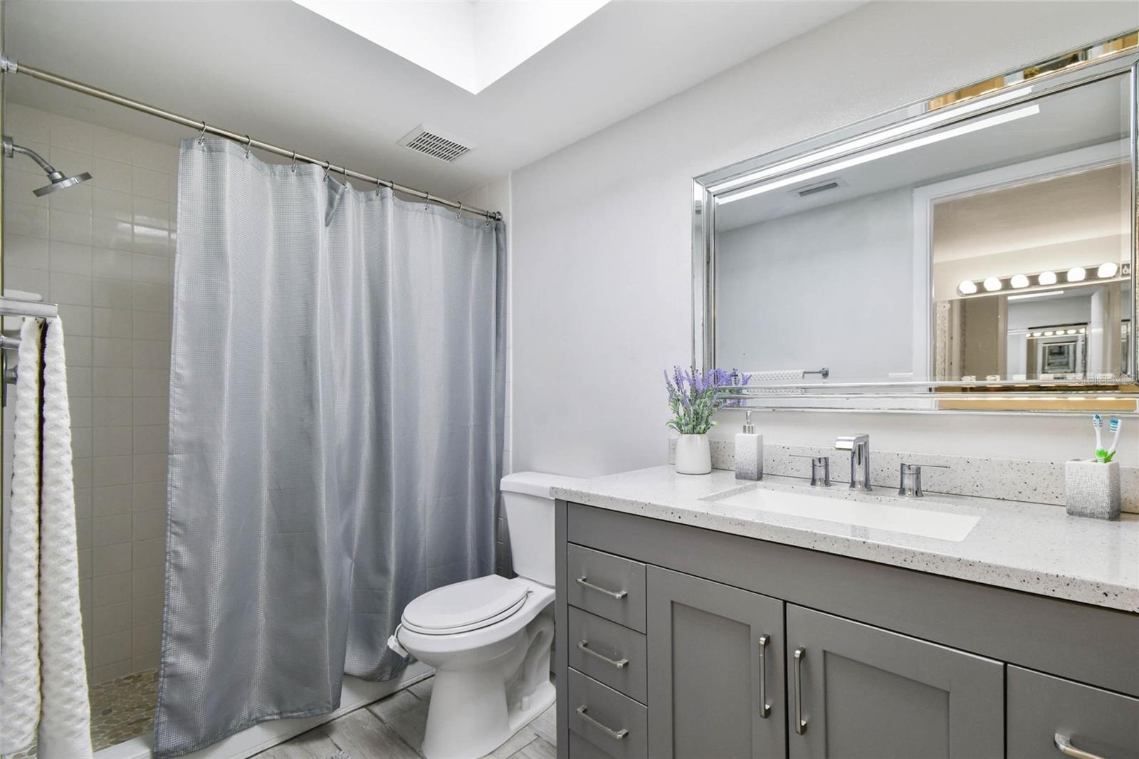 Listing photo id 35 for 9613 Midiron Court 39a