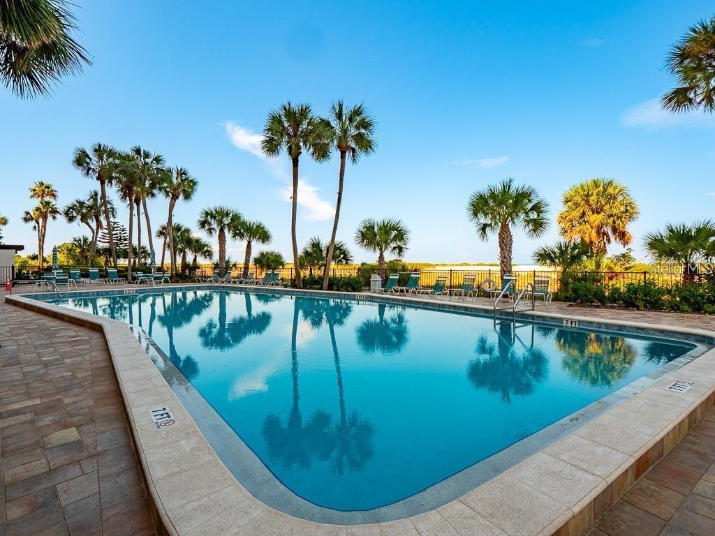 Image 2 of 68 For 1270 Gulf Boulevard 1206