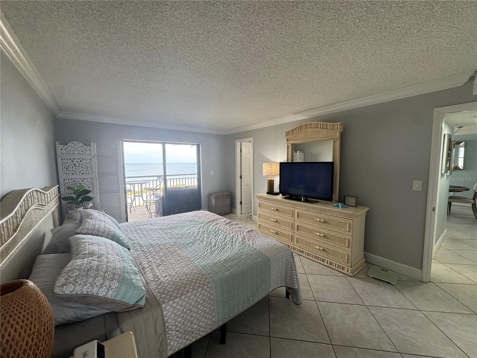 Image 22 of 68 For 1270 Gulf Boulevard 1206