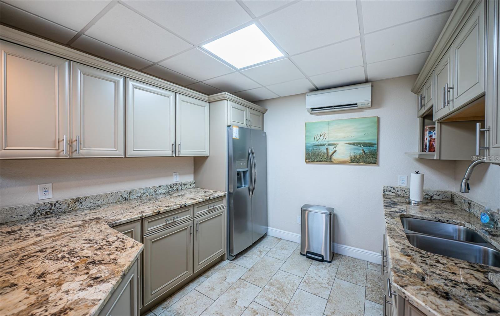 Image 36 of 68 For 1270 Gulf Boulevard 1206