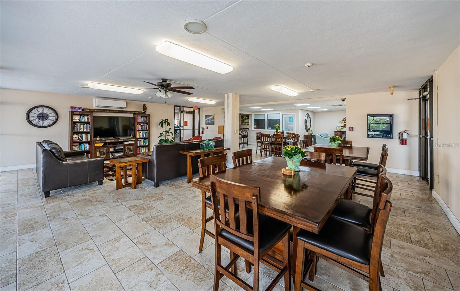 Image 37 of 68 For 1270 Gulf Boulevard 1206