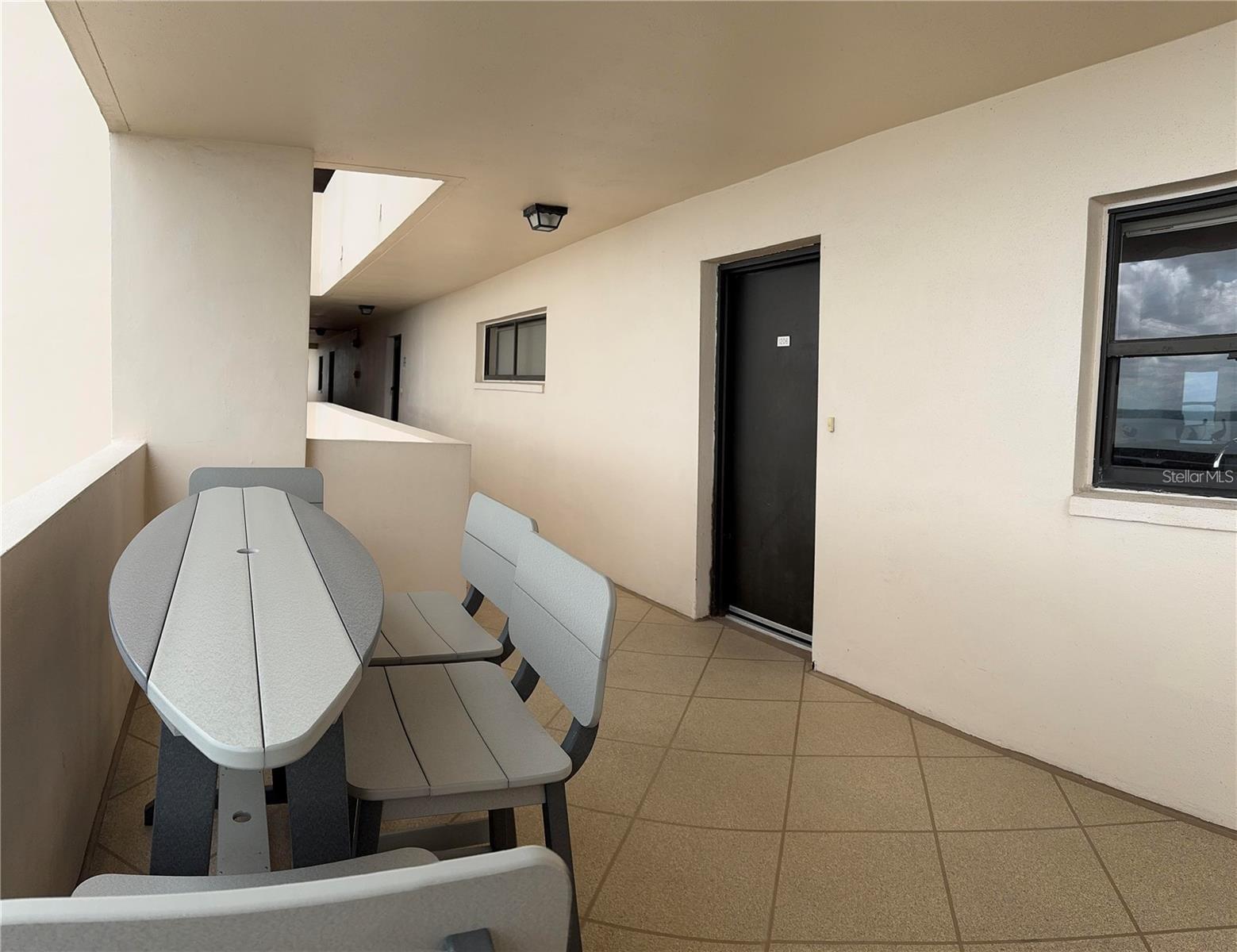 Image 4 of 68 For 1270 Gulf Boulevard 1206